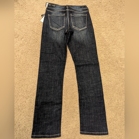 Liverpool High Rise Straight Jeans - Picture 2 of 5